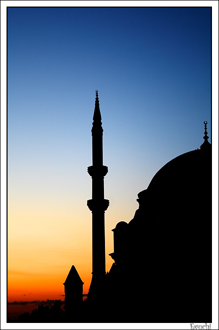 Nuruosmaniye CamiÃ­
Keywords: Turquia Estambul Mezquita atardecer