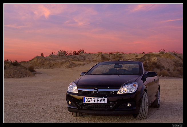 El Astra testigo del ocaso
Keywords: opel astra atardecer tarde ocaso anuncio